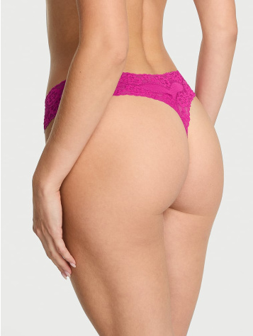 Bavlnené Tangá s Pruhovaným Vzorom a Čipkovým Pásom